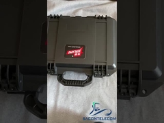 सूटकेस ड्रोन सिग्नल जैमर 1.5 किमी दूरी एंटेना 2.4G 5.8G जीपीएस में निर्मित