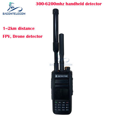 पोर्टेबल 300-6200MHz FPV ड्रोन डिटेक्टर 1-2 किमी डिटेक्शन रेंज के साथ